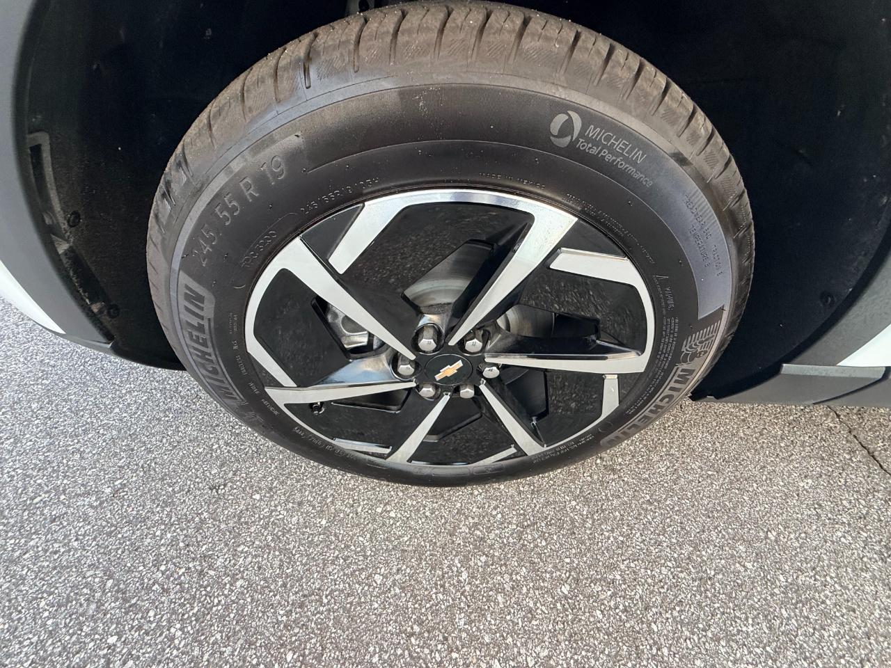 Chevrolet Equinox EV  2025