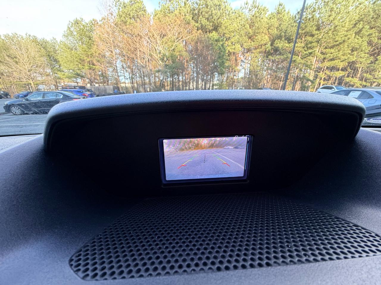 Ford Transit 150 Wagon Med. Roof XLT w/Sliding Pass. 130-in. WB 2015