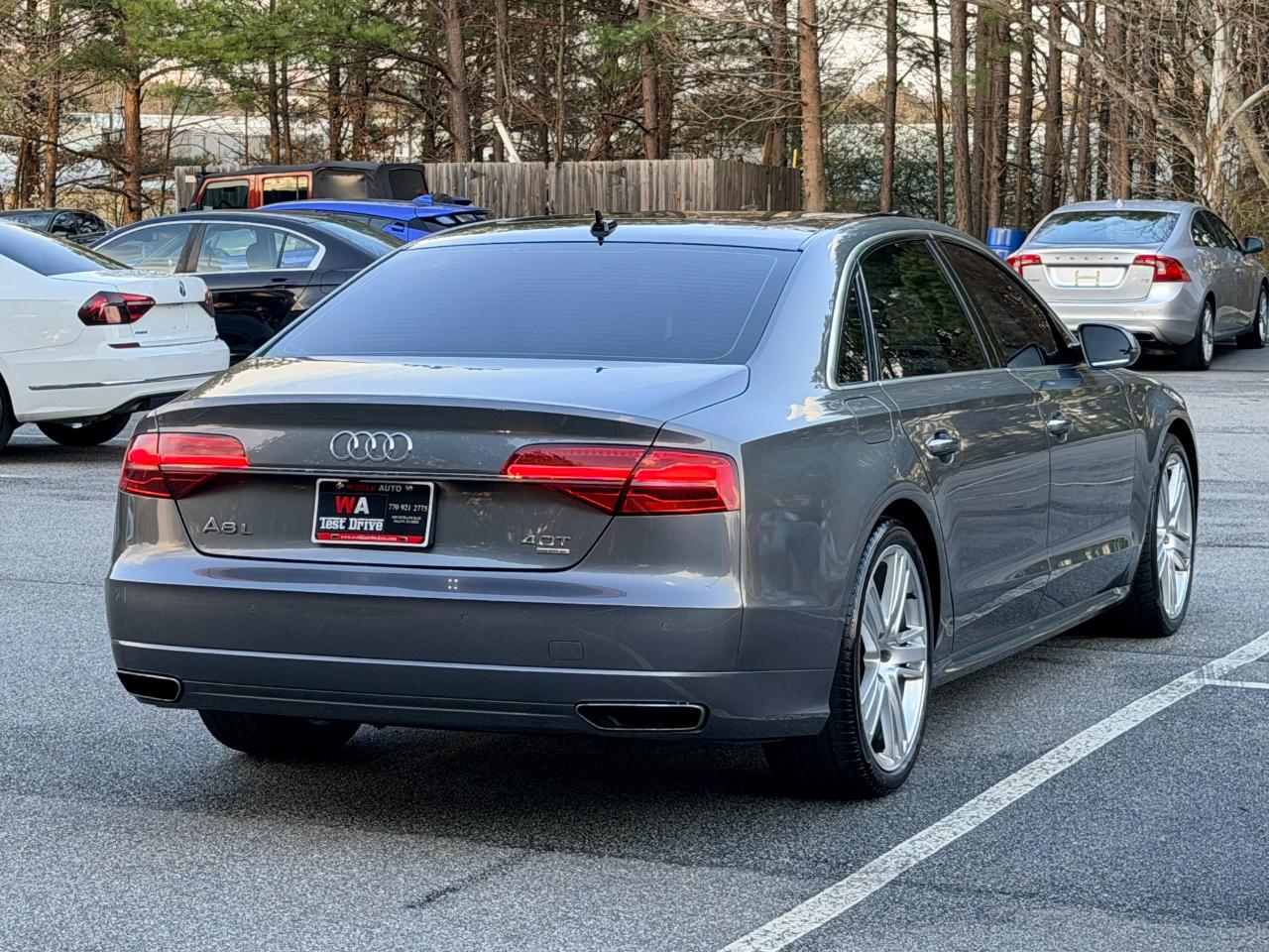 Audi A8 L 4.0T quattro 2016