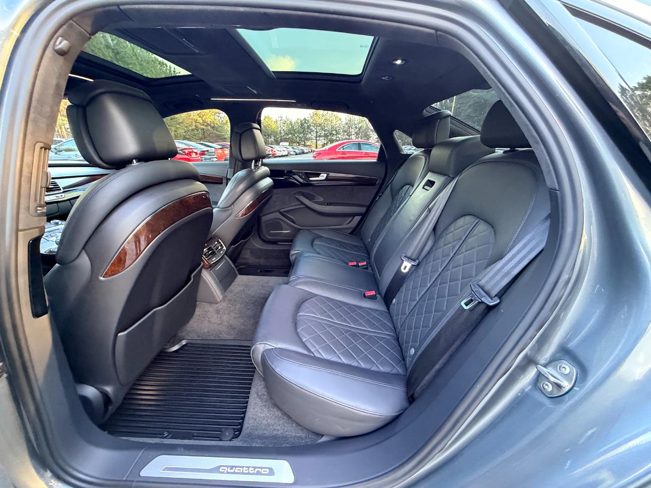 Audi A8 L 4.0T quattro 2016