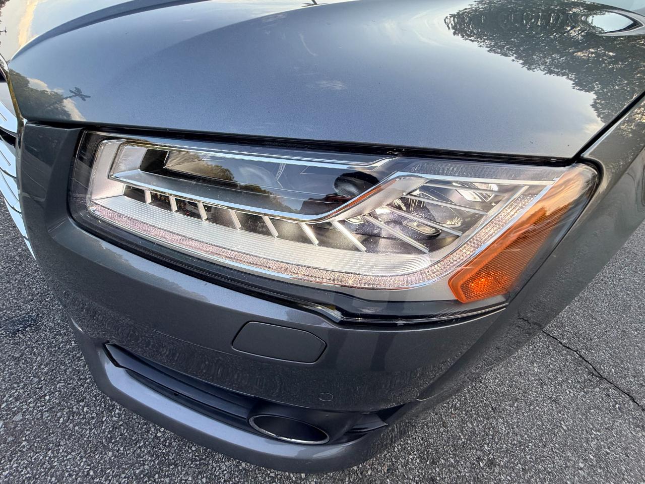 Audi A8 L 4.0T quattro 2016