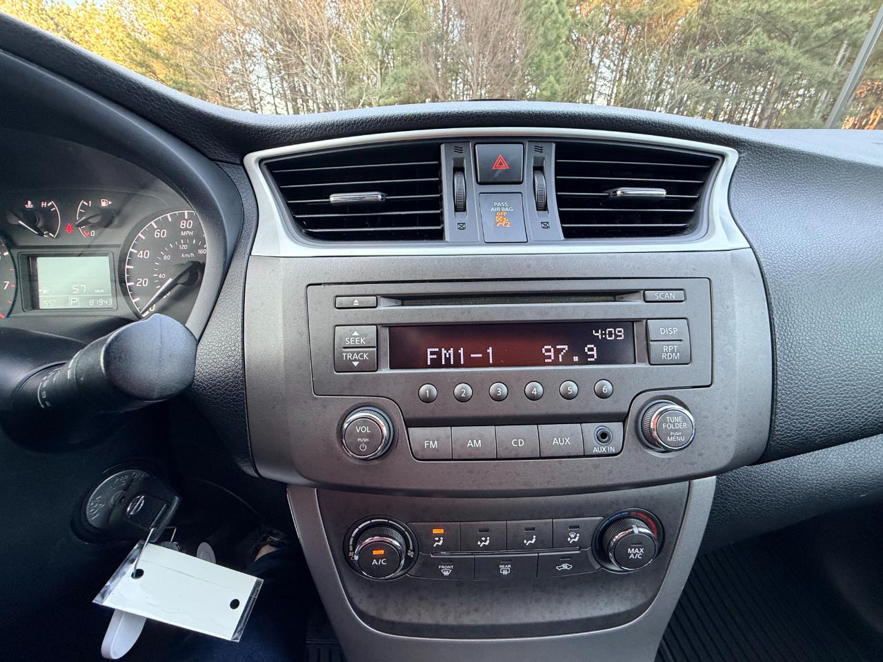 Nissan Sentra S 2013