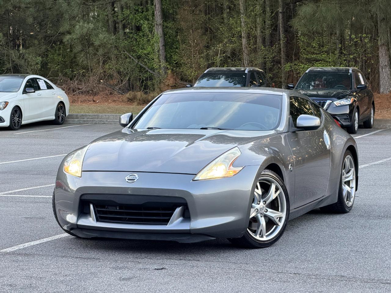 Nissan Z 370Z Coupe 2011
