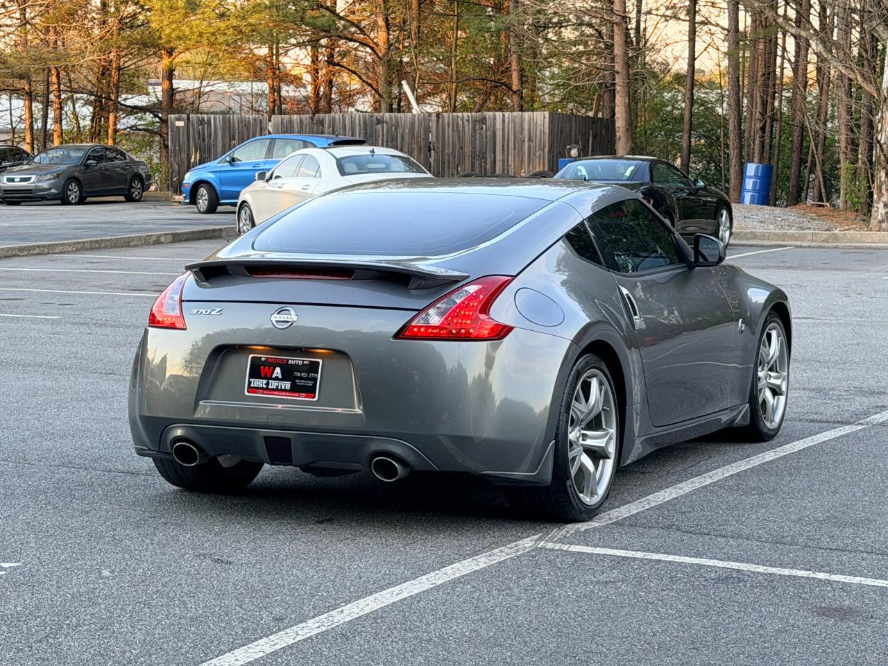 Nissan Z 370Z Coupe 2011