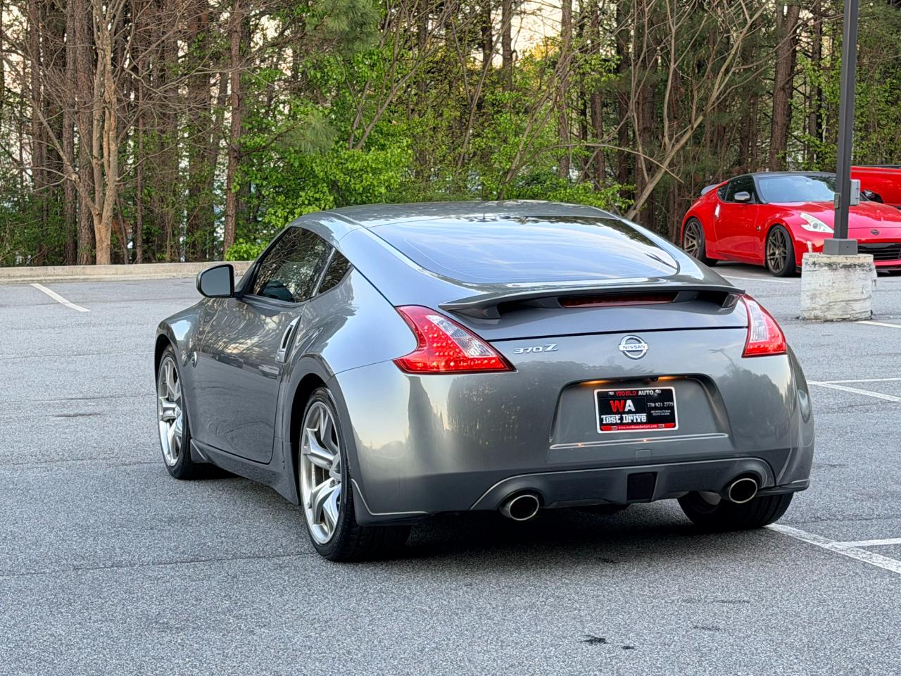 Nissan Z 370Z Coupe 2011
