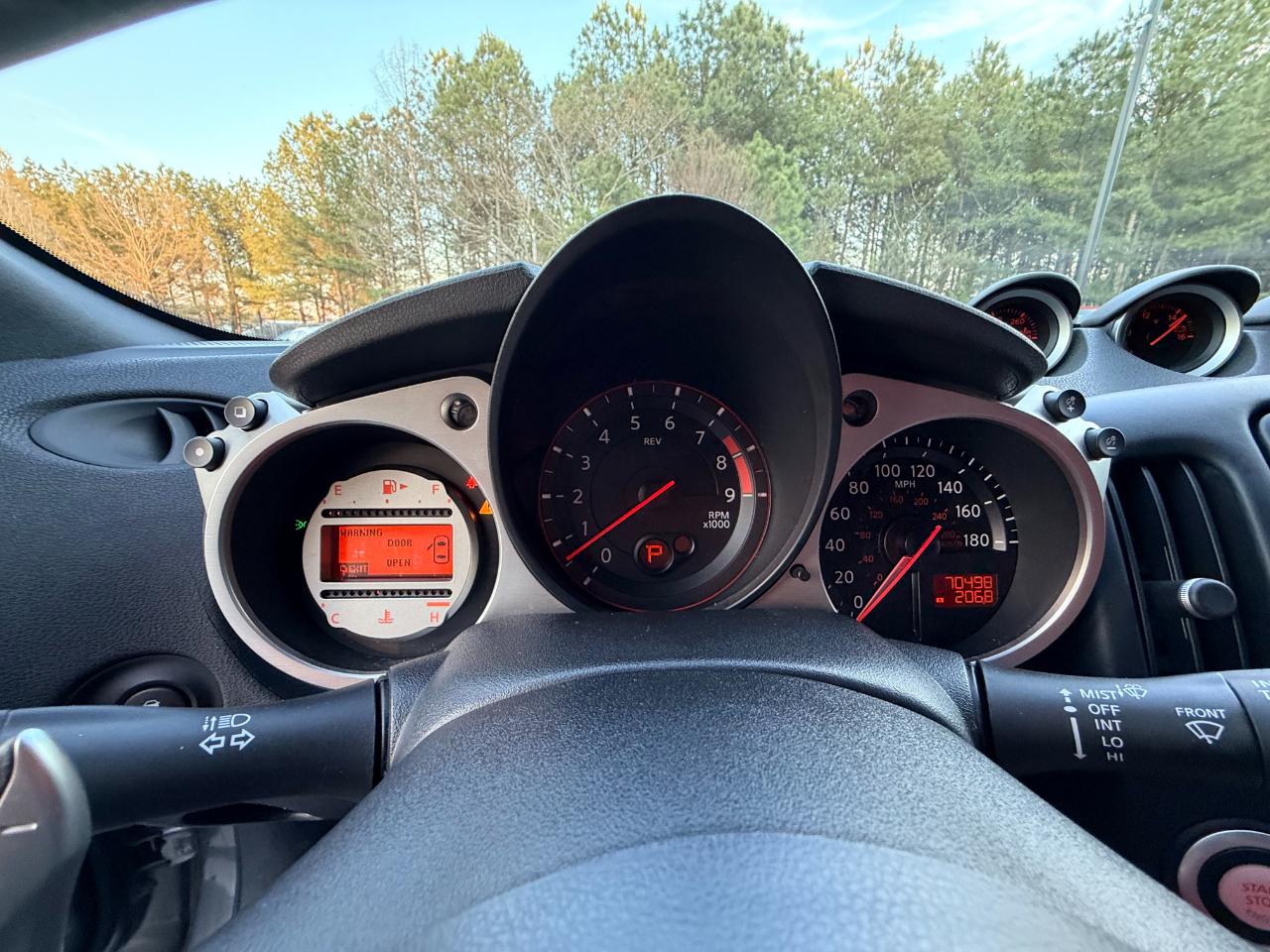 Nissan Z 370Z Coupe 2011