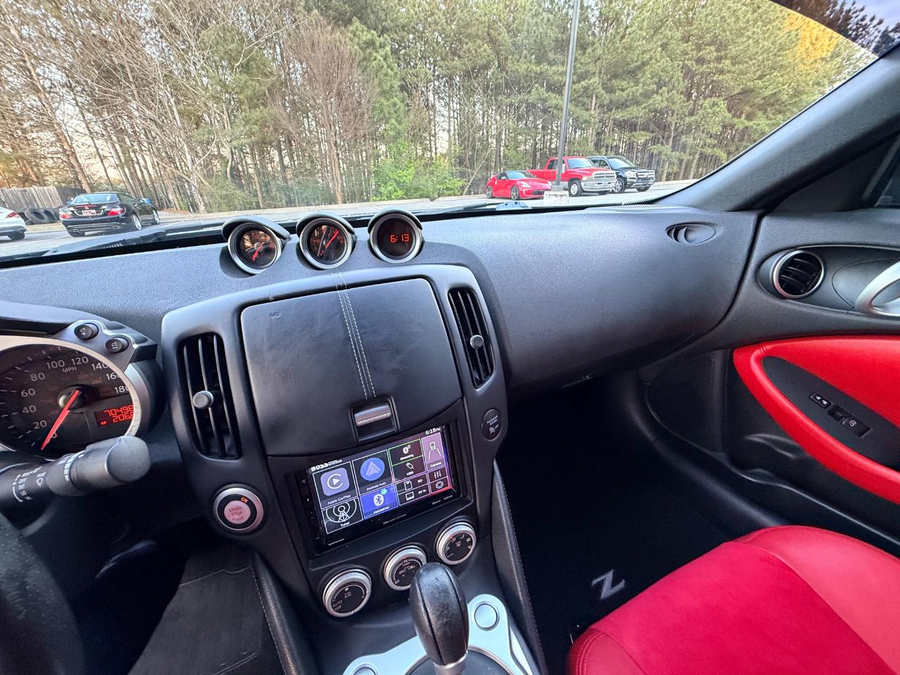 Nissan Z 370Z Coupe 2011