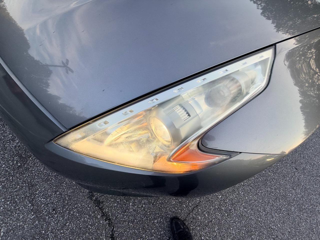 Nissan Z 370Z Coupe 2011