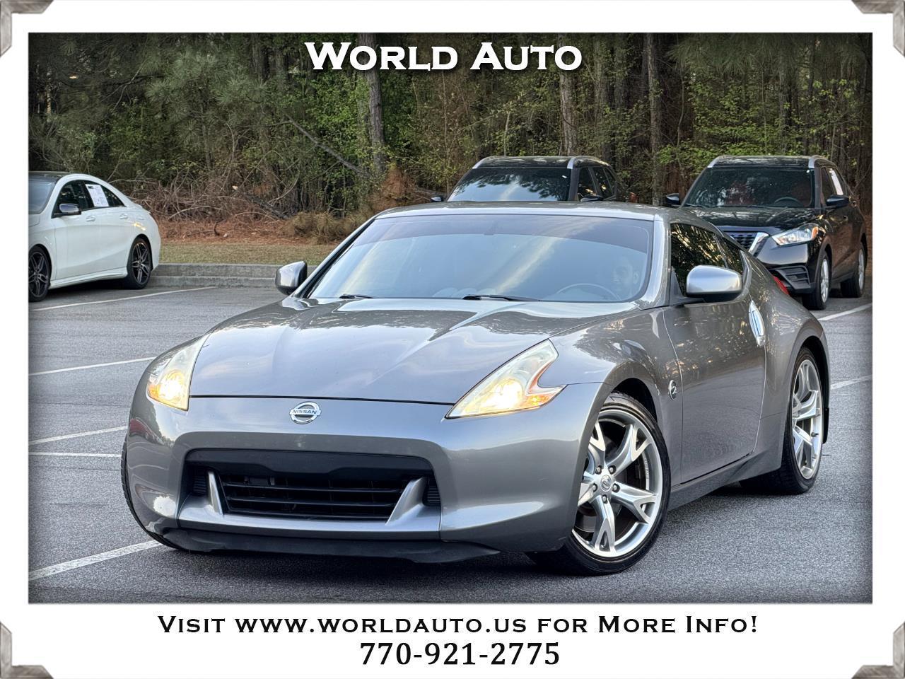 Nissan Z 370Z Coupe 2011