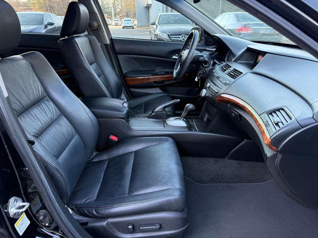 Honda Accord EX-L V6 Sedan AT 2012