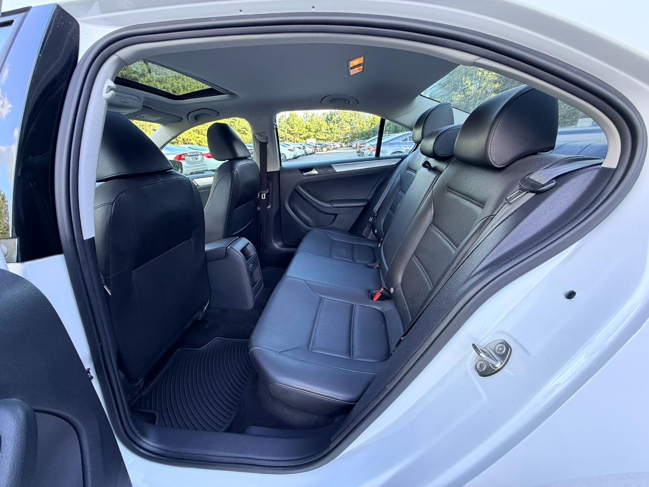 Volkswagen Jetta 1.4T SE 6A 2018