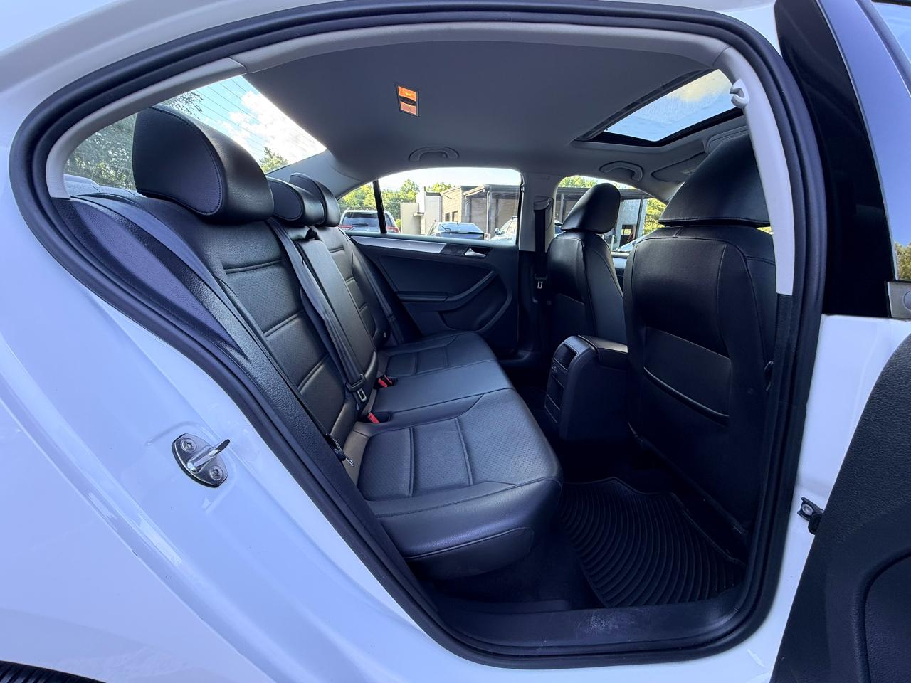 Volkswagen Jetta 1.4T SE 6A 2018