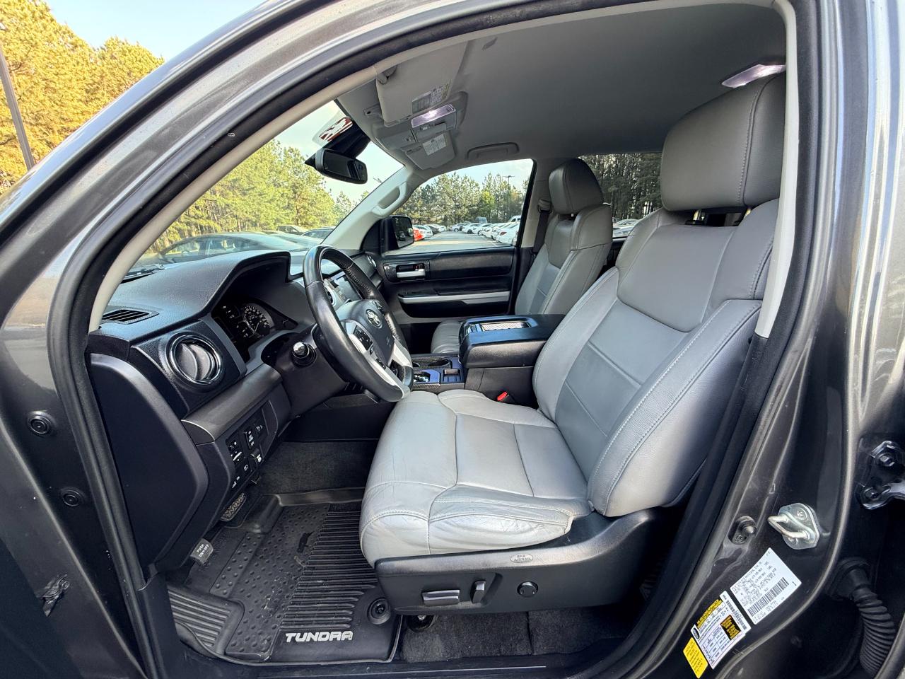 Toyota Tundra SR5 5.7L V8 CrewMax 2WD 2020