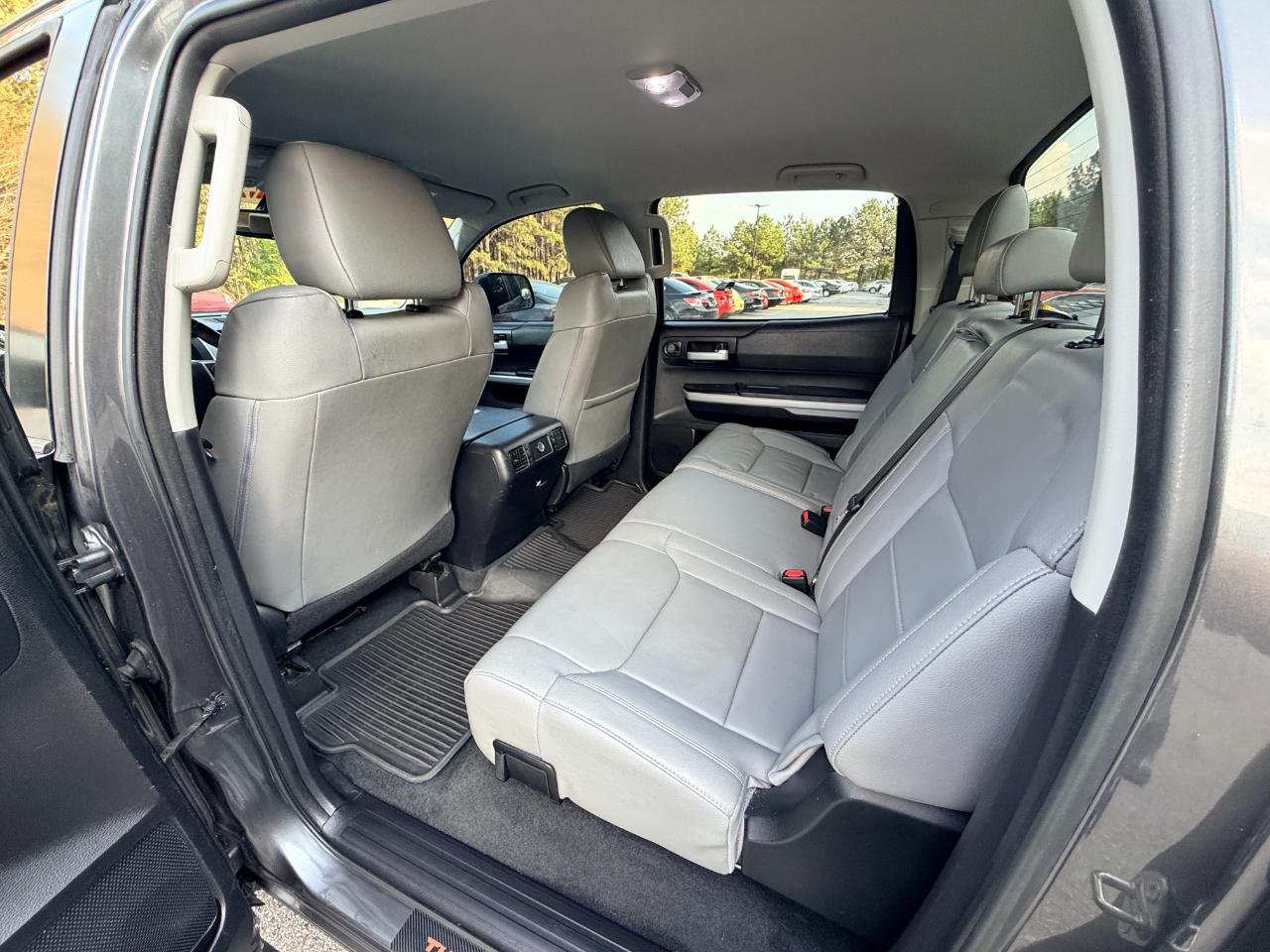 Toyota Tundra SR5 5.7L V8 CrewMax 2WD 2020