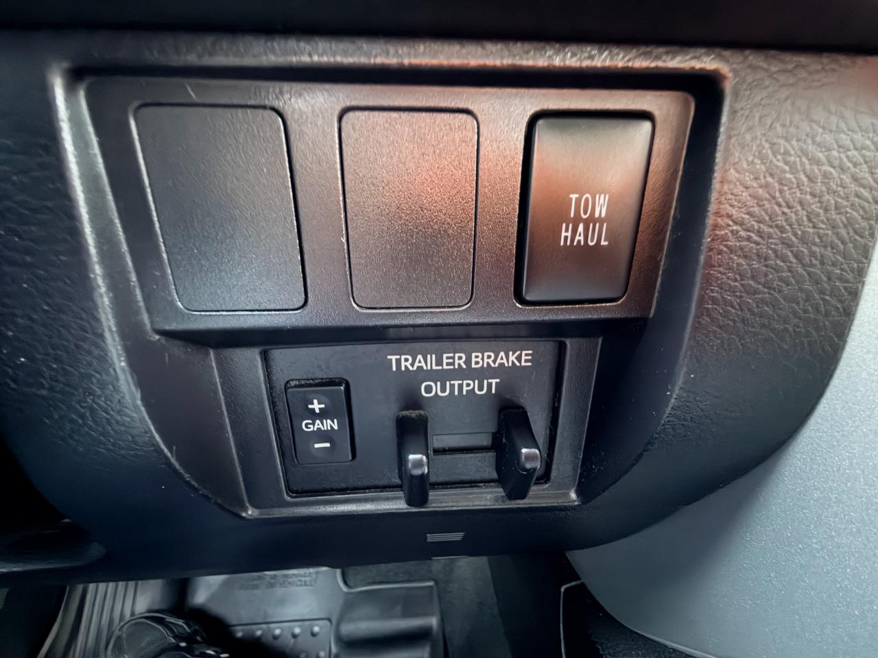 Toyota Tundra SR5 5.7L V8 CrewMax 2WD 2020