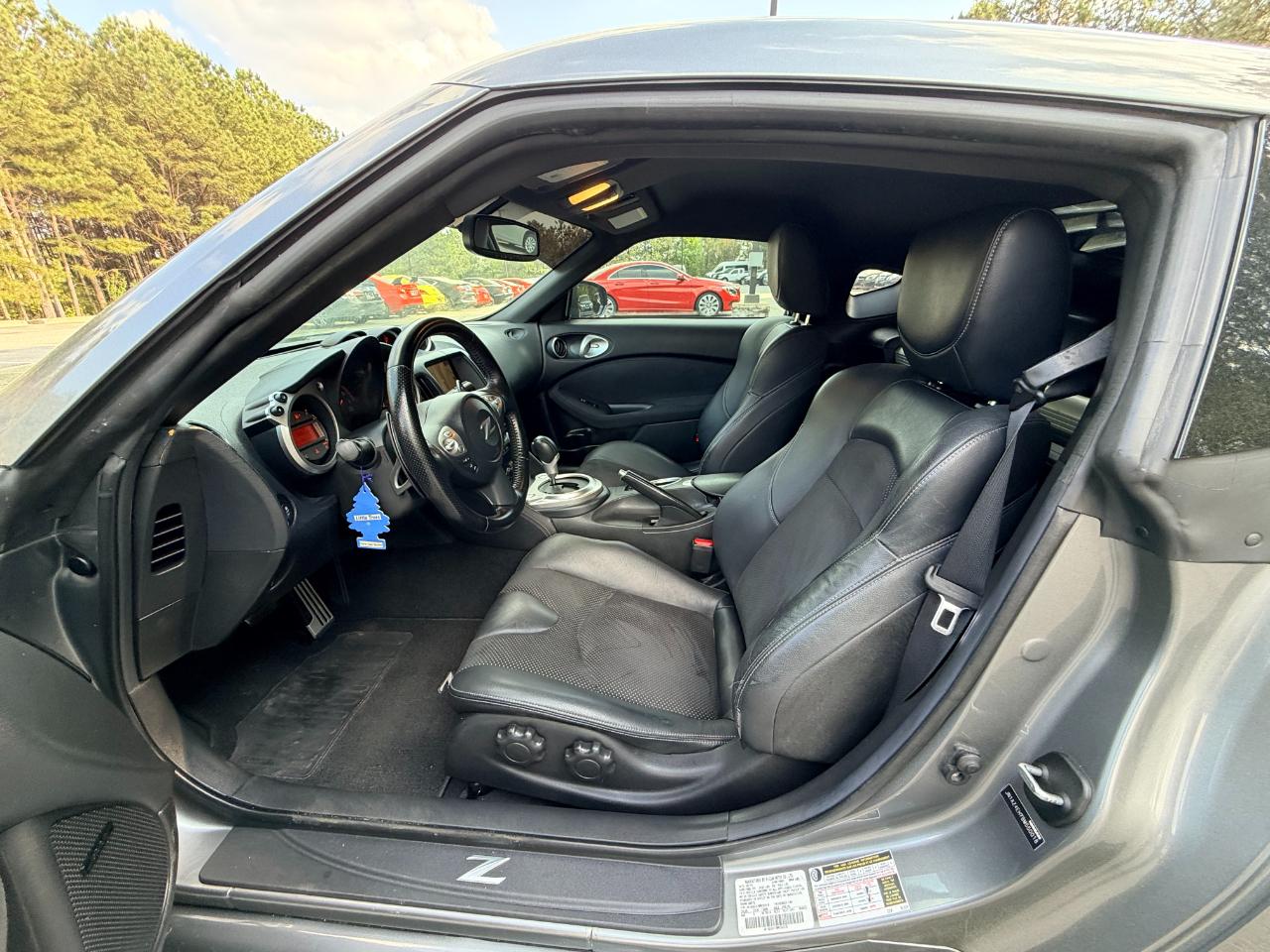 Nissan Z 370Z Touring Coupe 2011