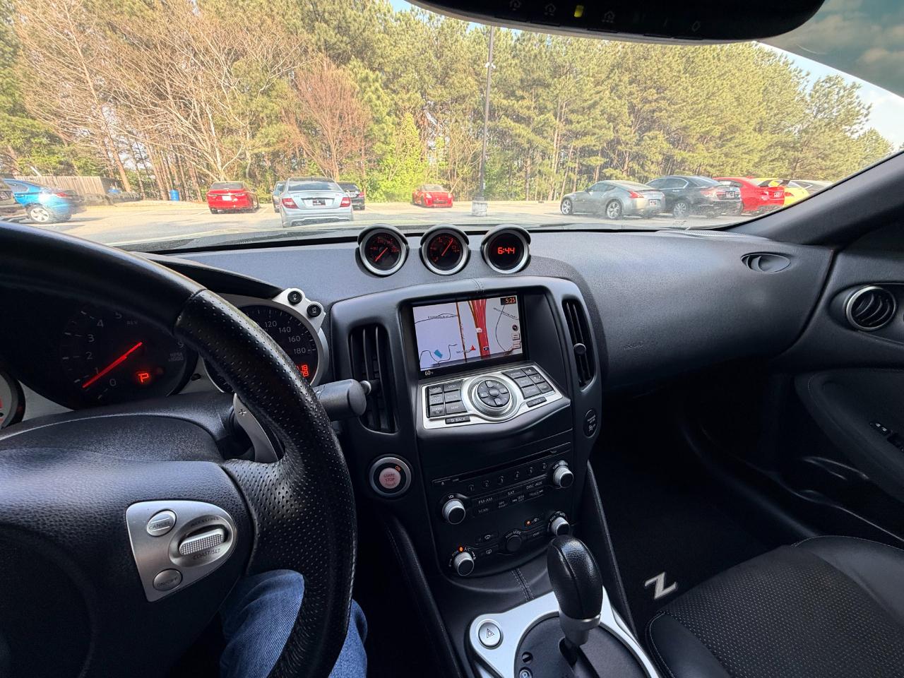 Nissan Z 370Z Touring Coupe 2011