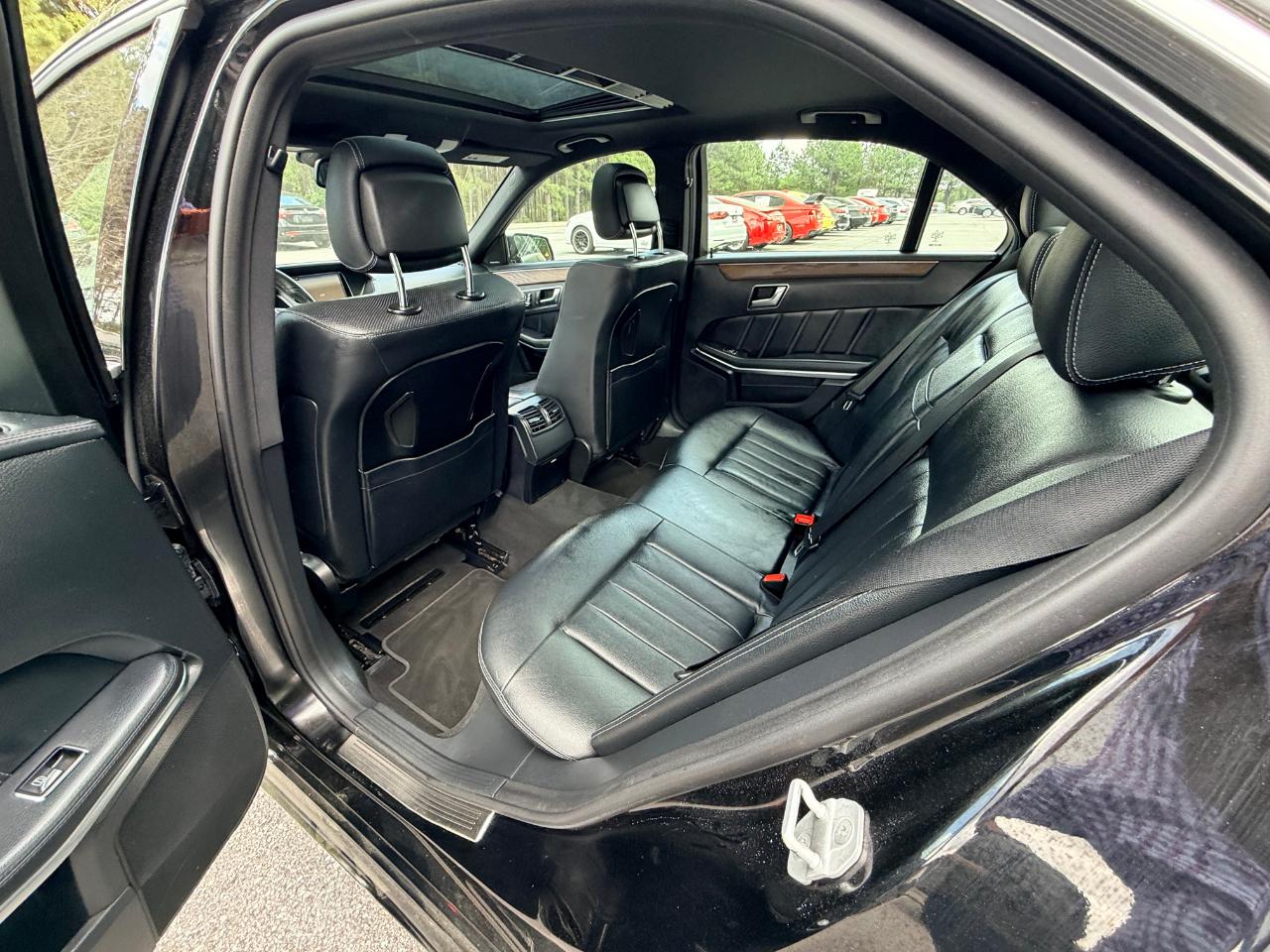 Mercedes-Benz E-Class E400 Luxury 4MATIC Sedan 2016