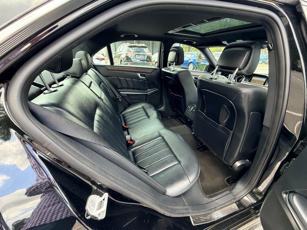 Mercedes-Benz E-Class E400 Luxury 4MATIC Sedan 2016