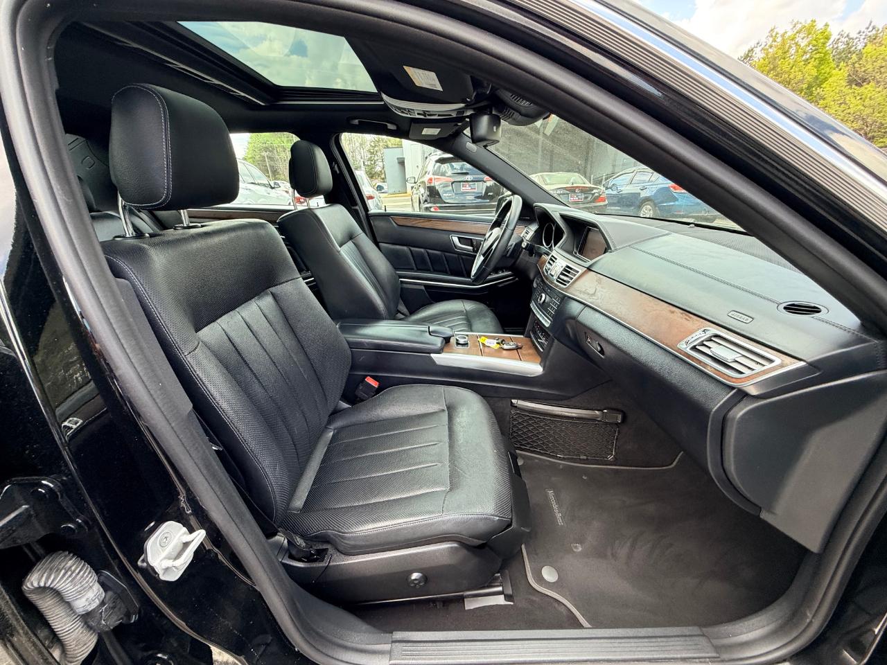 Mercedes-Benz E-Class E400 Luxury 4MATIC Sedan 2016