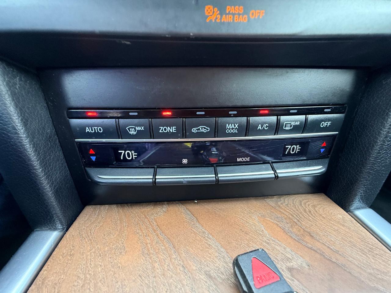 Mercedes-Benz E-Class E400 Luxury 4MATIC Sedan 2016