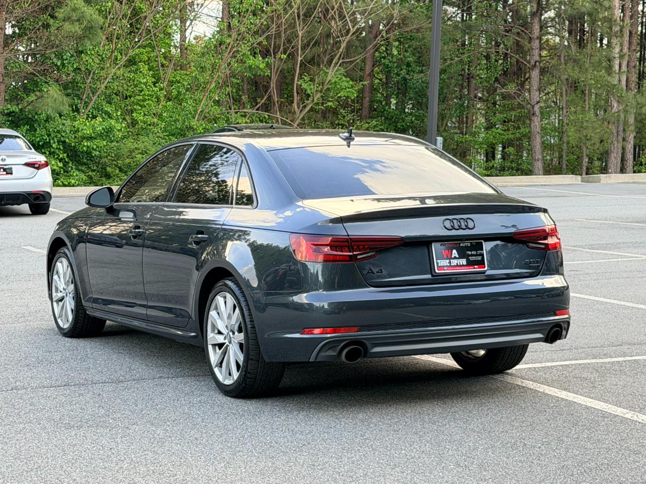 Audi A4 2.0T Premium Sedan 2018