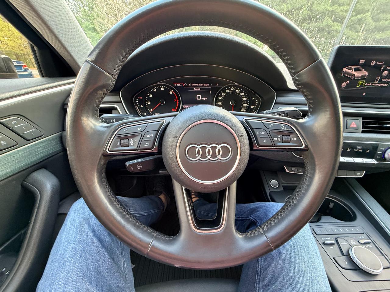 Audi A4 2.0T Premium Sedan 2018