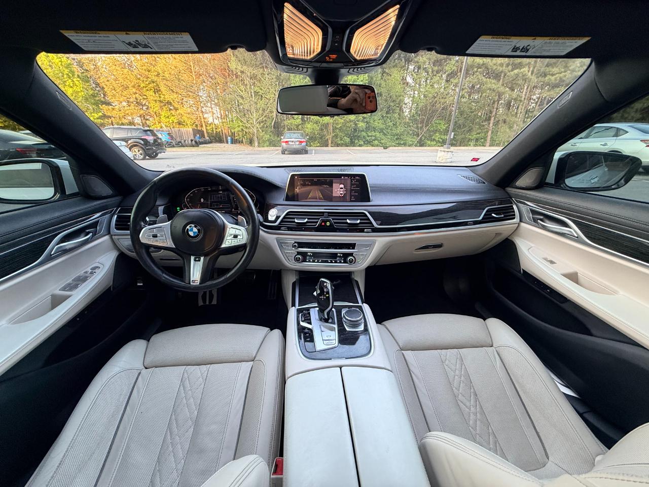 BMW 7-Series 740i 2021