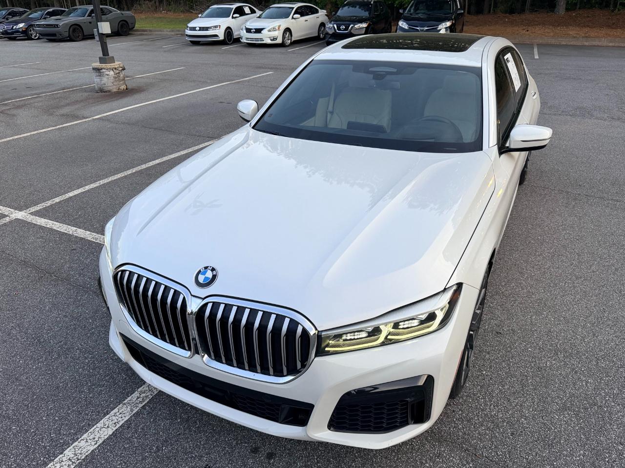 BMW 7-Series 740i 2021