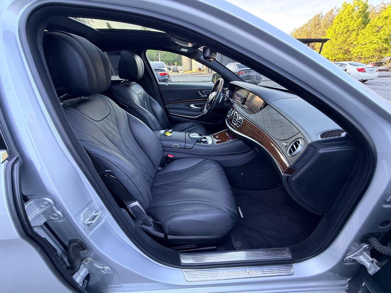 Mercedes-Benz S-Class S550 4MATIC 2016