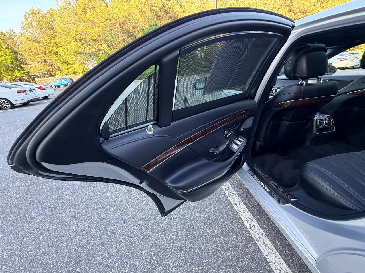 Mercedes-Benz S-Class S550 4MATIC 2016