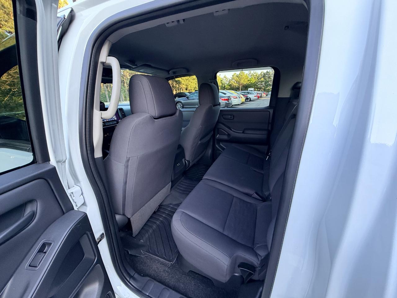 Nissan Frontier S Crew Cab 2WD 2022