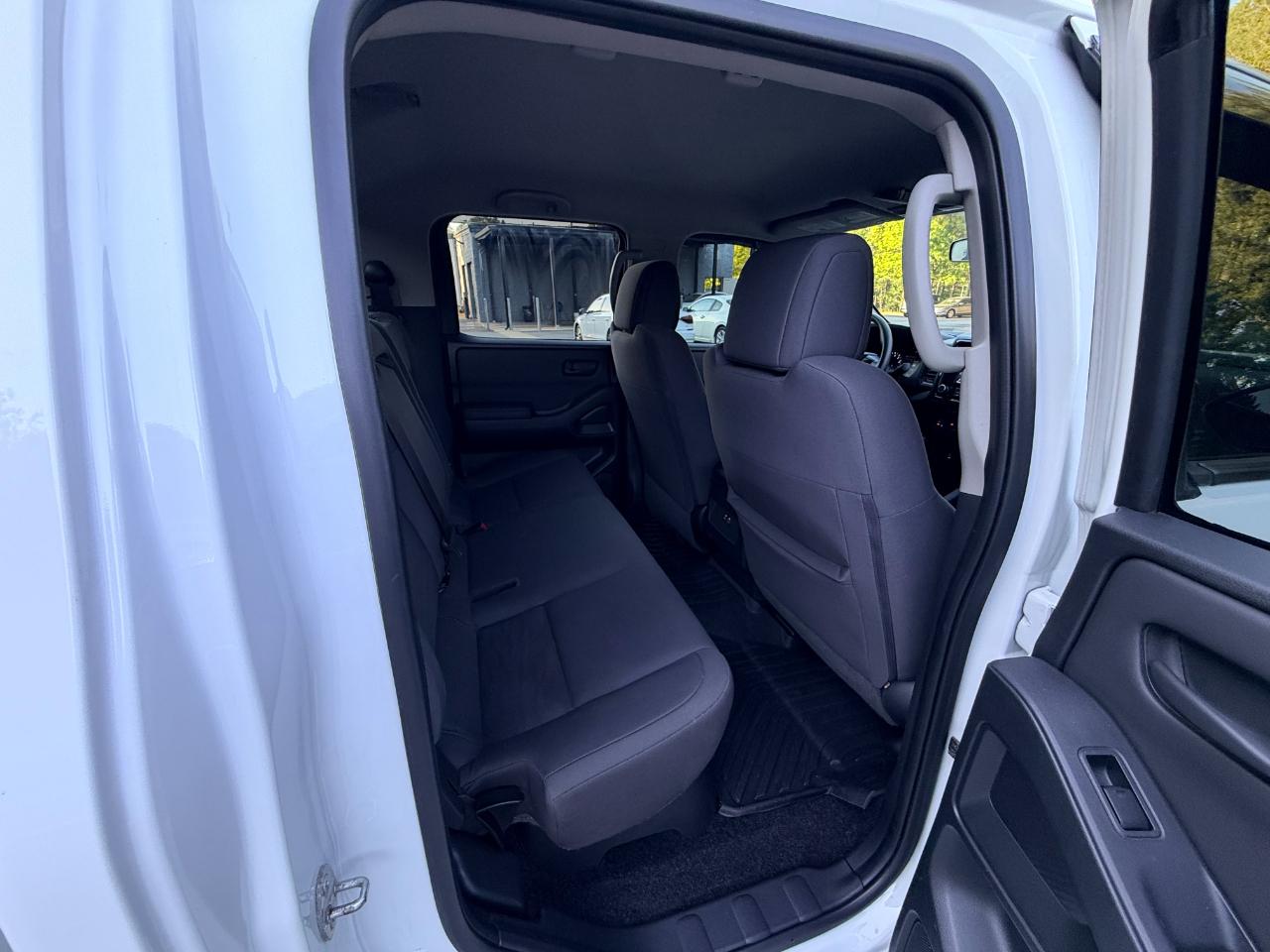 Nissan Frontier S Crew Cab 2WD 2022