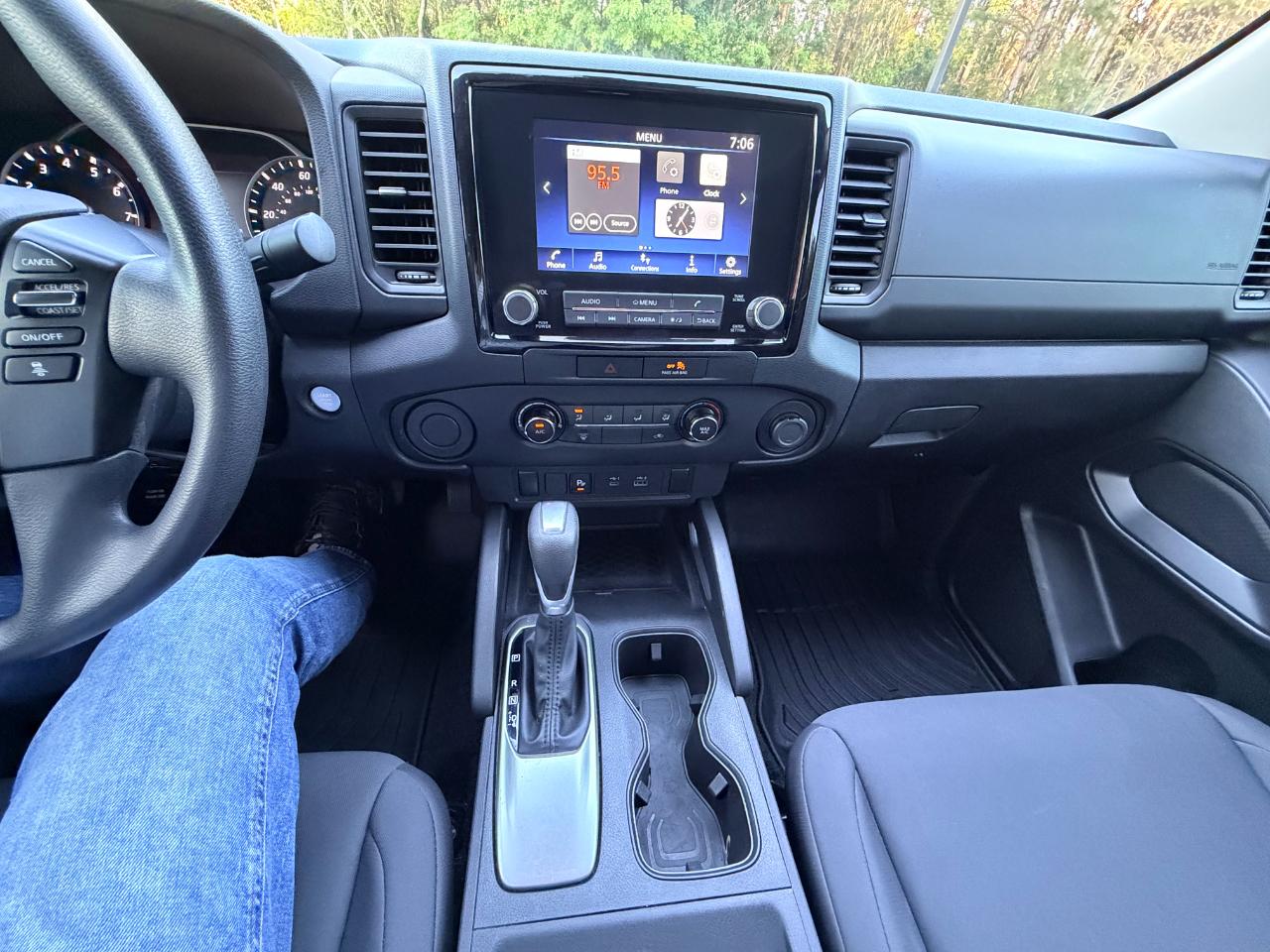 Nissan Frontier S Crew Cab 2WD 2022