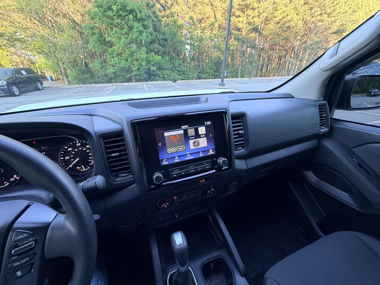 Nissan Frontier S Crew Cab 2WD 2022