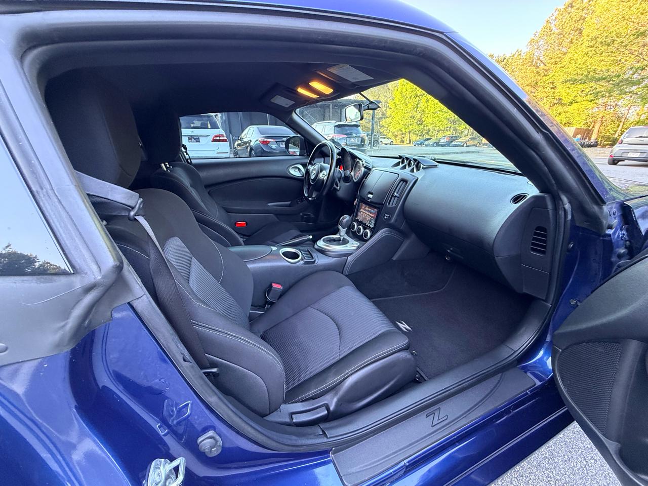 Nissan Z 370Z Coupe 7AT 2016