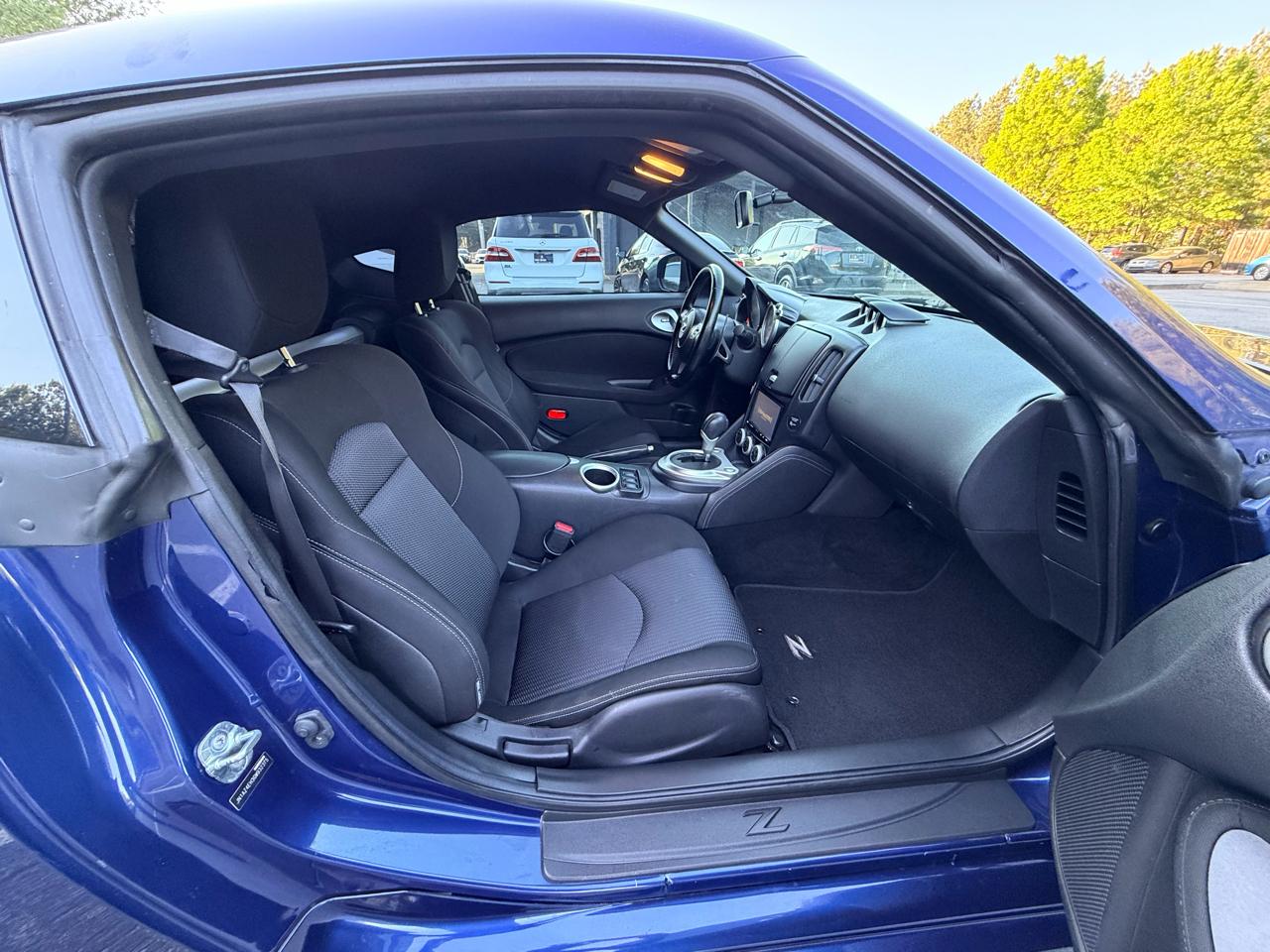 Nissan Z 370Z Coupe 7AT 2016