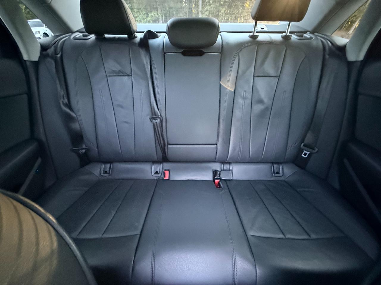 Audi A4 2.0T Premium quattro Sedan 2017