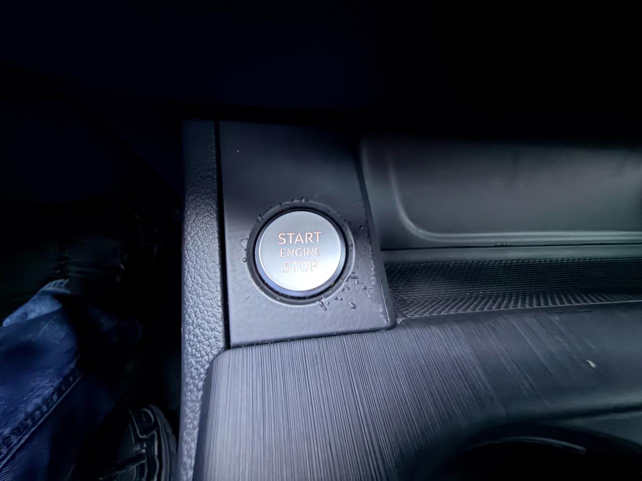 Audi A4 2.0T Premium quattro Sedan 2017