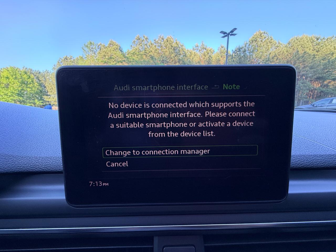 Audi A4 2.0T Premium quattro Sedan 2017