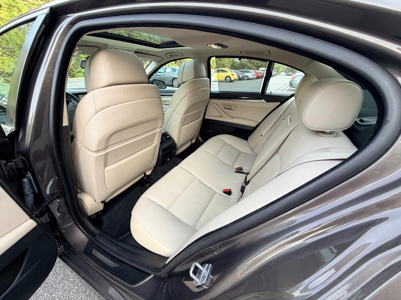 BMW 5-Series 535i 2013