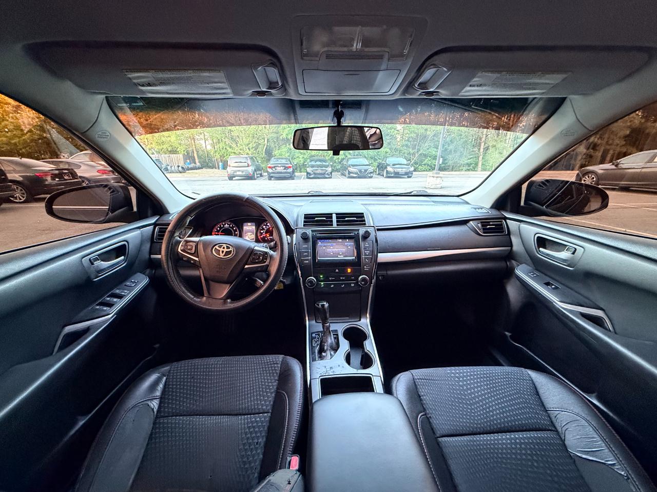 Toyota Camry SE 2015