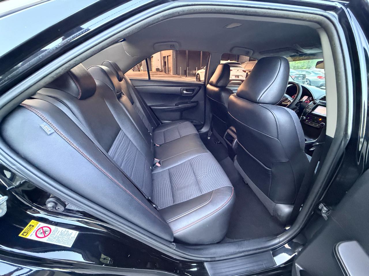 Toyota Camry SE 2015