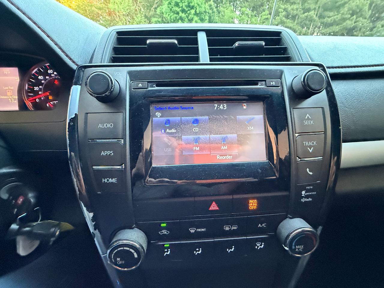 Toyota Camry SE 2015