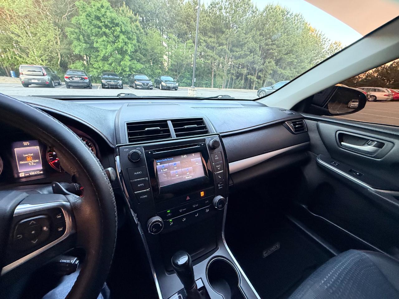 Toyota Camry SE 2015