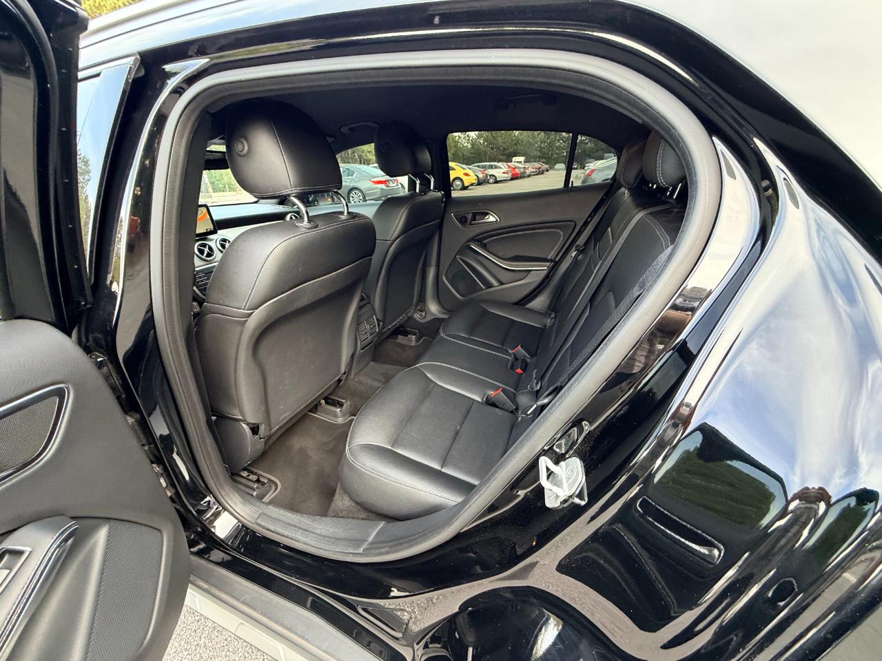 Mercedes-Benz GLA-Class GLA250 2016