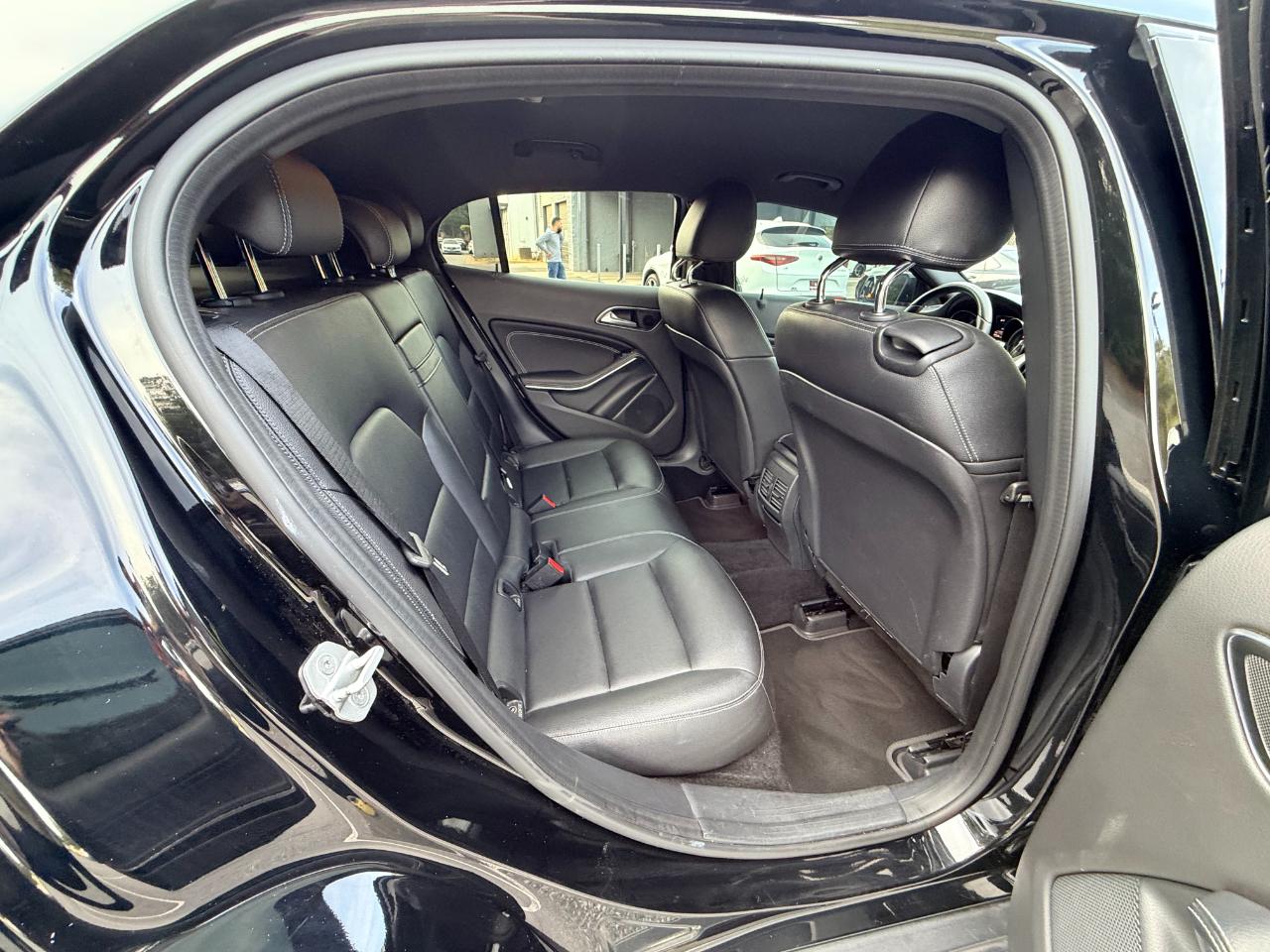 Mercedes-Benz GLA-Class GLA250 2016