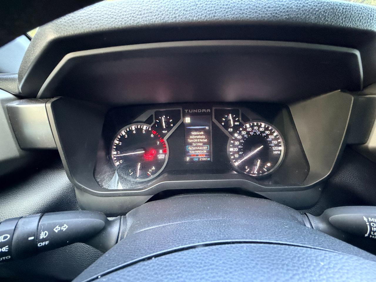 Toyota Tundra SR5 CrewMax 4WD 2025