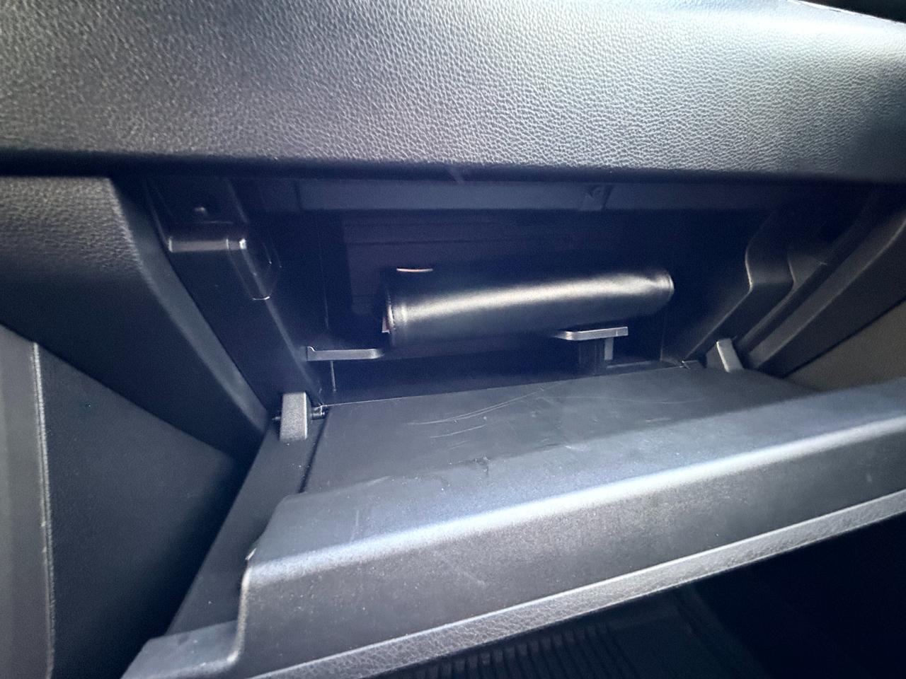 Toyota Tundra SR5 CrewMax 4WD 2025