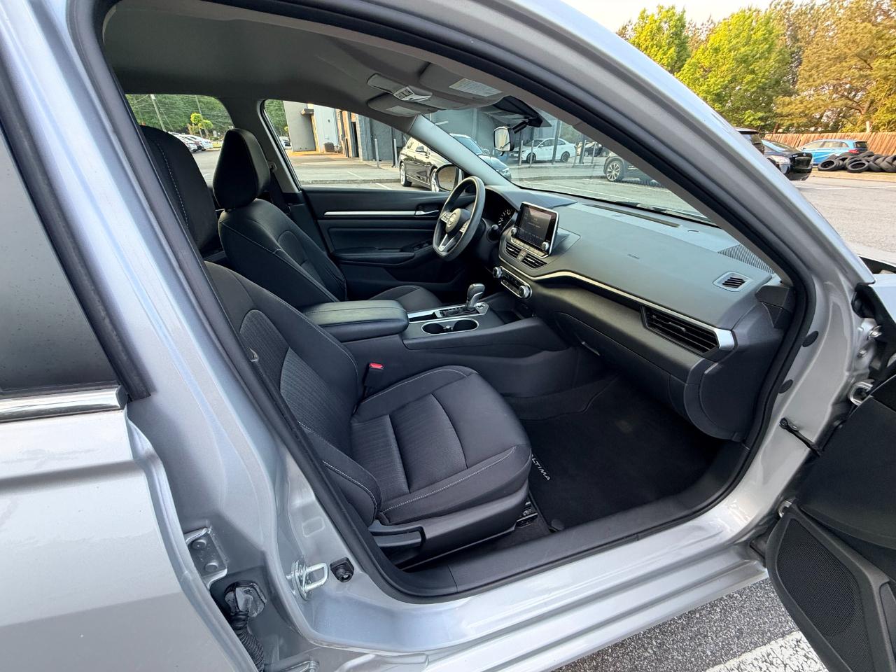 Nissan Altima 2.5 SV 2022